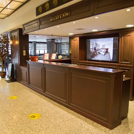 酒店 迪拉酒店 4*