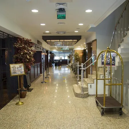 酒店 迪拉酒店 4*