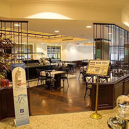 Dila Hotell 4*